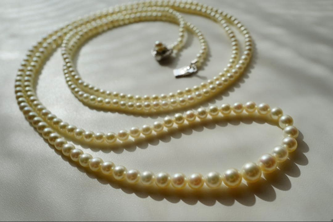 New Akoya Pearl baby ultra long necklace with ivory pearls 7.4-3.4mm on silver chain 131cm length