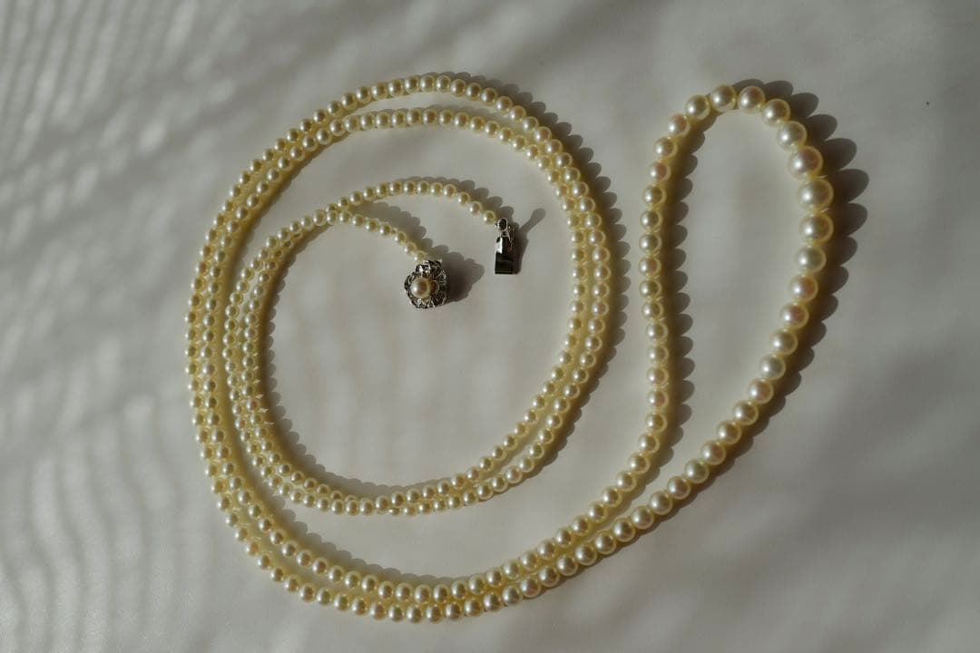 New Akoya Pearl baby ultra long necklace with ivory pearls 7.4-3.4mm on silver chain 131cm length