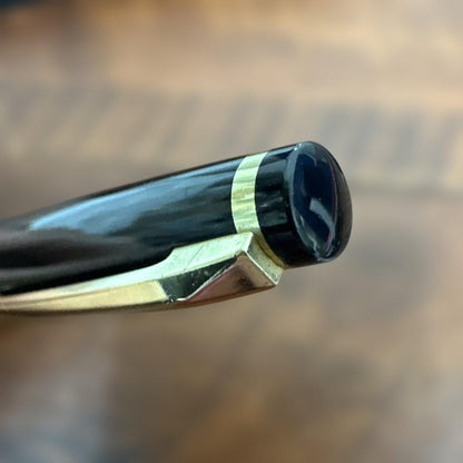 Showa Retro 3-Pen Set of gold fountain pens by PILOT with fine and extra fine tips in a sleek case