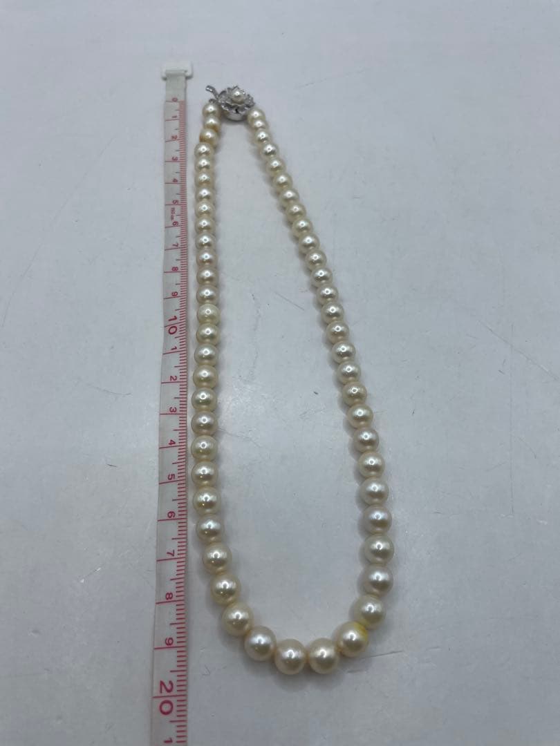 Akoya pearl silver necklace featuring 7mm genuine pearls on a 40cm silver chain