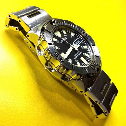 SEIKO Diver's 6205 Automatic Men's Watch — Japanese