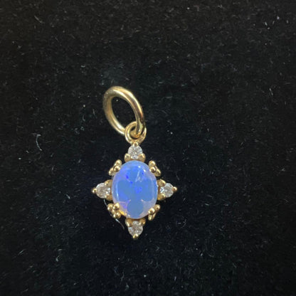 Agete K18 Opal Diamond Charm showing color-changing effect, few times used and clean condition