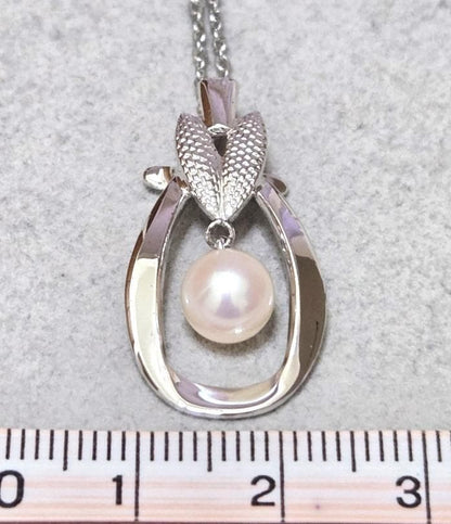 Mikimoto Pearl Silver Necklace 43345 featuring round white pearls on silver chain from Japan