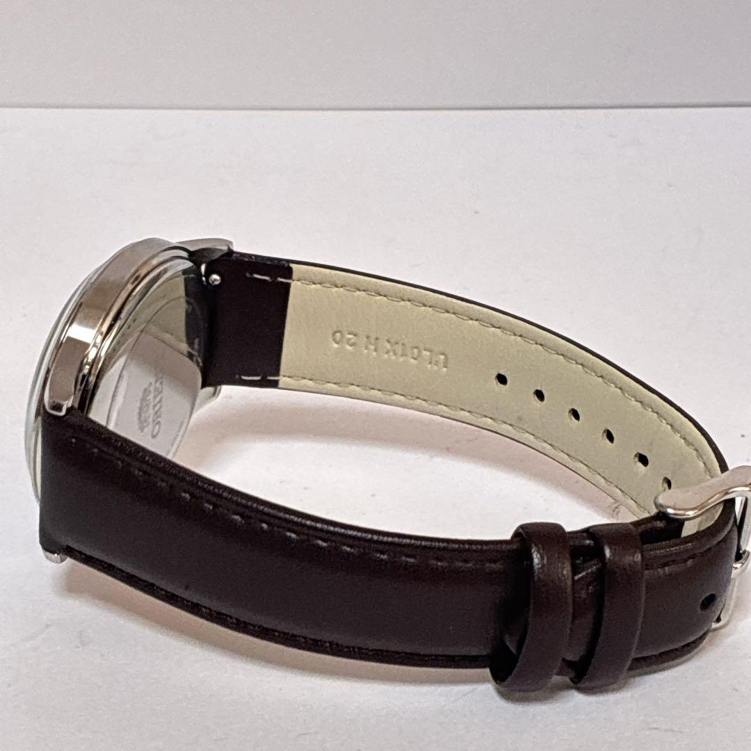 ORIENT VS21-UAA0 Quartz Men's Watch — Japanese