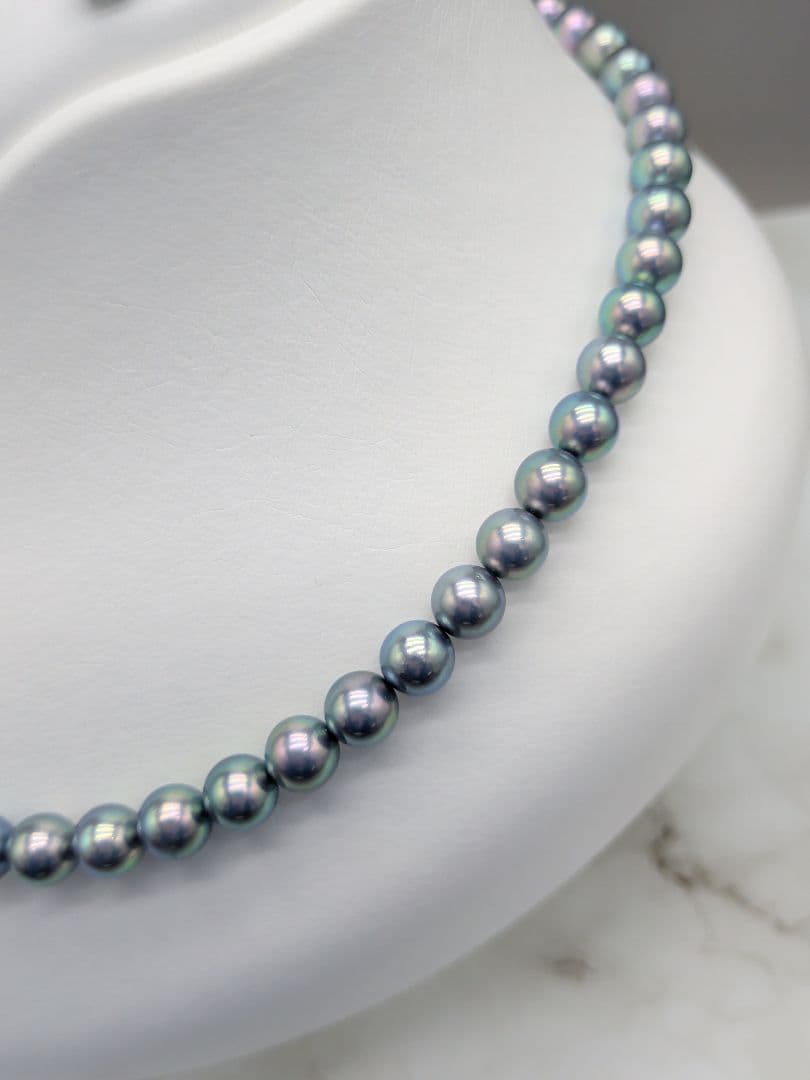 Akoya genuine black pearl necklace and matching earrings set with 7.5 to 8 mm peacock pearls and silver clasps