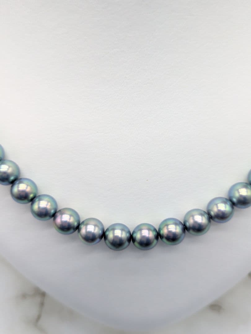 Akoya genuine black pearl necklace and matching earrings set with 7.5 to 8 mm peacock pearls and silver clasps