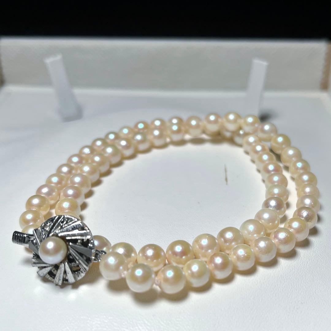 Akoya pearl necklace featuring white pearls 5.9 to 6.5 mm, 43 cm length, perfect for ceremonial occasions