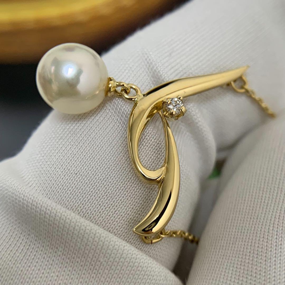 Mikimoto K18 yellow gold Akoya pearl necklace with 7.4mm pearl and diamond pendant on 42cm chain