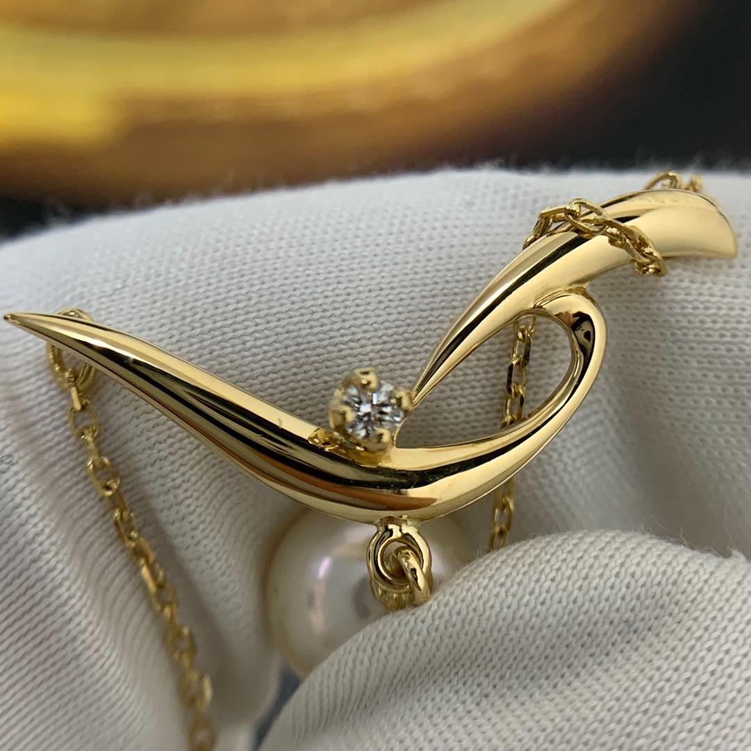 Mikimoto K18 yellow gold Akoya pearl necklace with 7.4mm pearl and diamond pendant on 42cm chain
