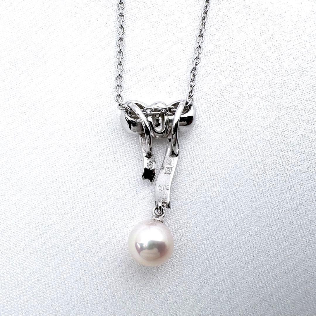 TASAKI Pearl Ribbon Necklace with 6.7mm Akoya pearl, 0.02ct diamond, and 40cm silver chain