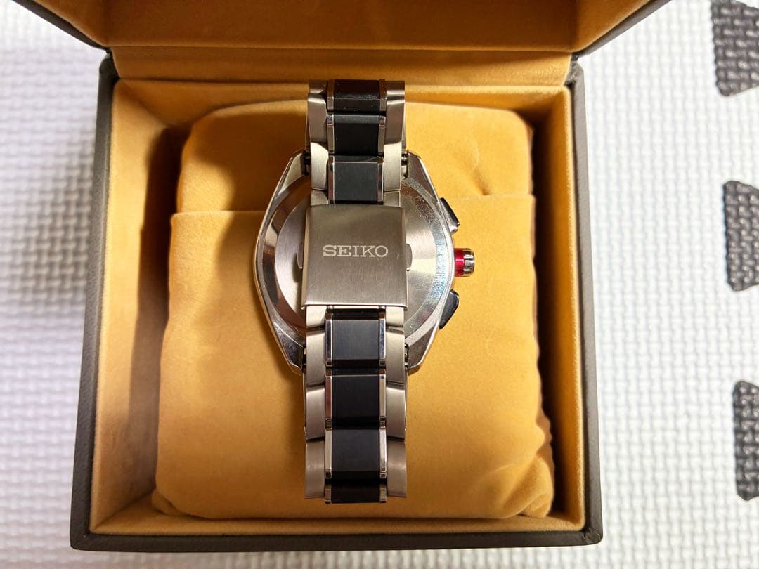 SEIKO SAGA259 Solar Men's Watch — Japanese