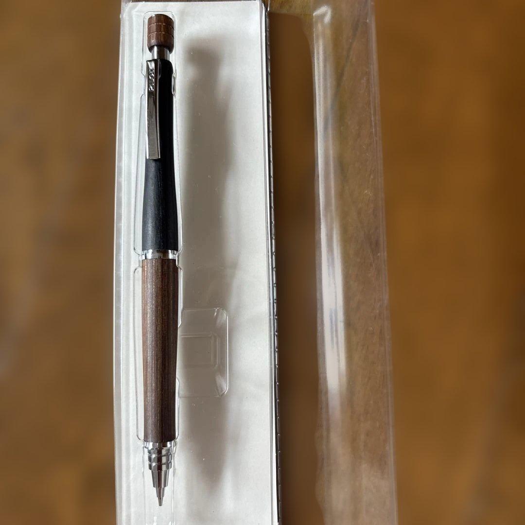 Pilot S30 mechanical pencil 0.5mm in brown color, new and unused condition