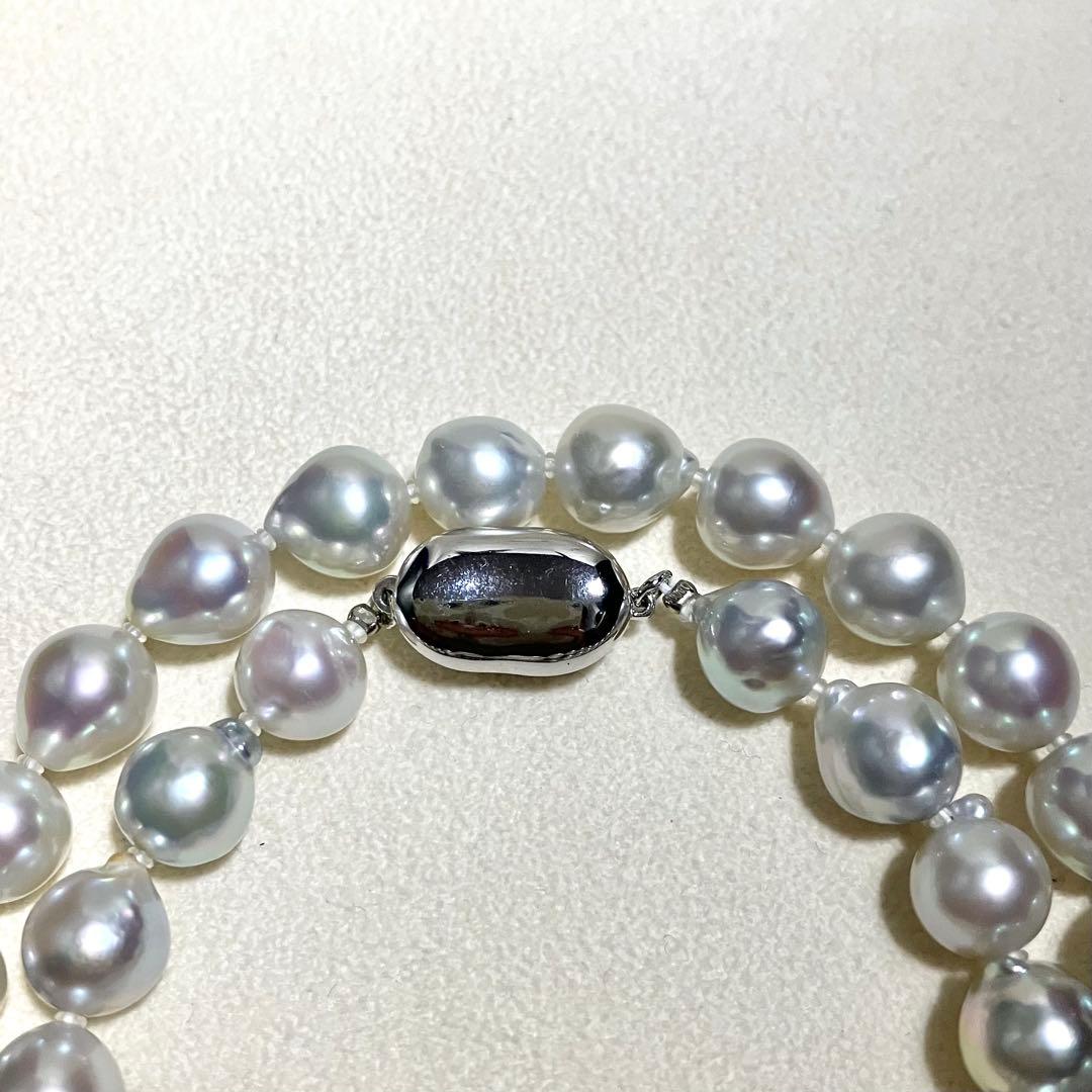 Akoya pearl necklace with blue gray round pearls sized 8.5-9.0mm on a 43 cm string