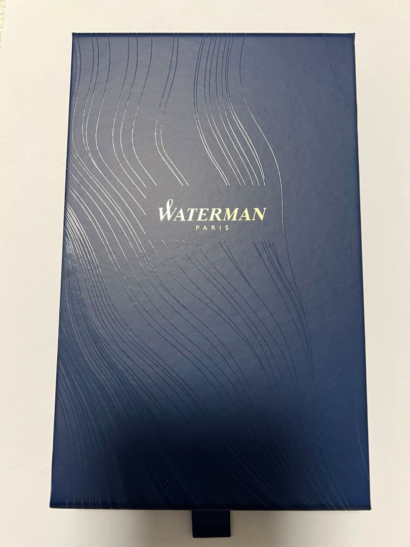 Waterman Twist ballpoint pen with box and unopened black refill, used but in excellent condition