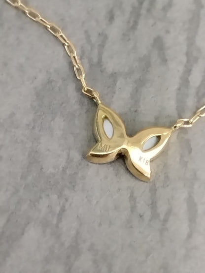 Used MIKIMOTO Pearlite necklace with K18 yellow gold and mother of pearl pendant, 43 cm length