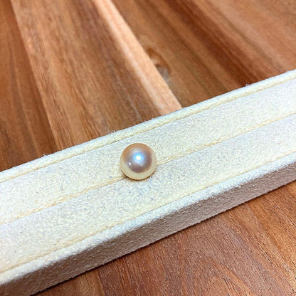9mm natural gold color Akoya pearl single-hole bead with minor scratches and non-perfect round shape