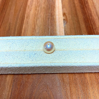9mm natural gold color Akoya pearl single-hole bead with minor scratches and non-perfect round shape