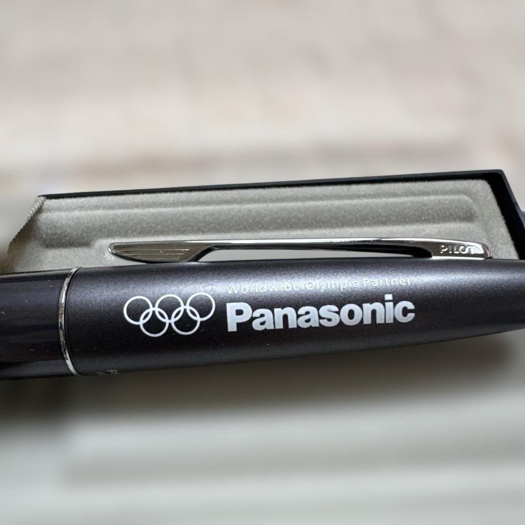 Pilot Oil-Based Ballpoint Pen Olympic Partner with slight scuff on paper case corner