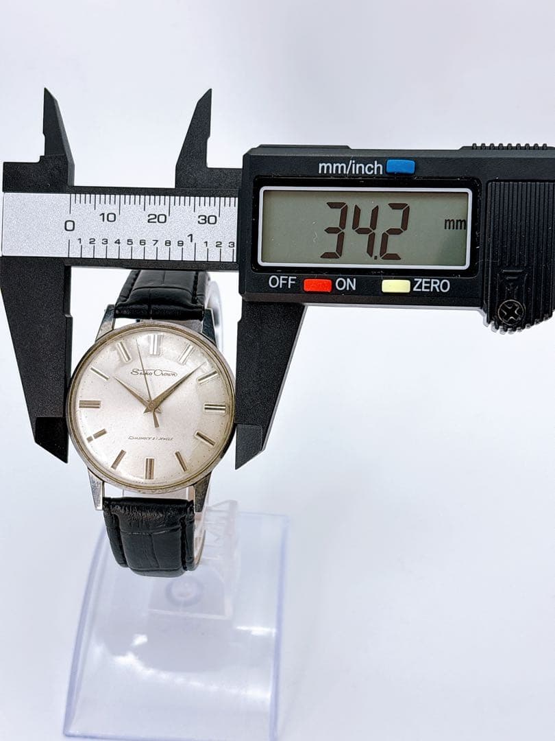 SEIKO Crown Manual Men's Watch — Japanese