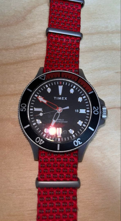 TIMEX Red Nylon Belt Quartz Men's Watch — Japanese