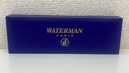 Waterman fountain pen with 18k 750 gold nib displayed alongside its protective case
