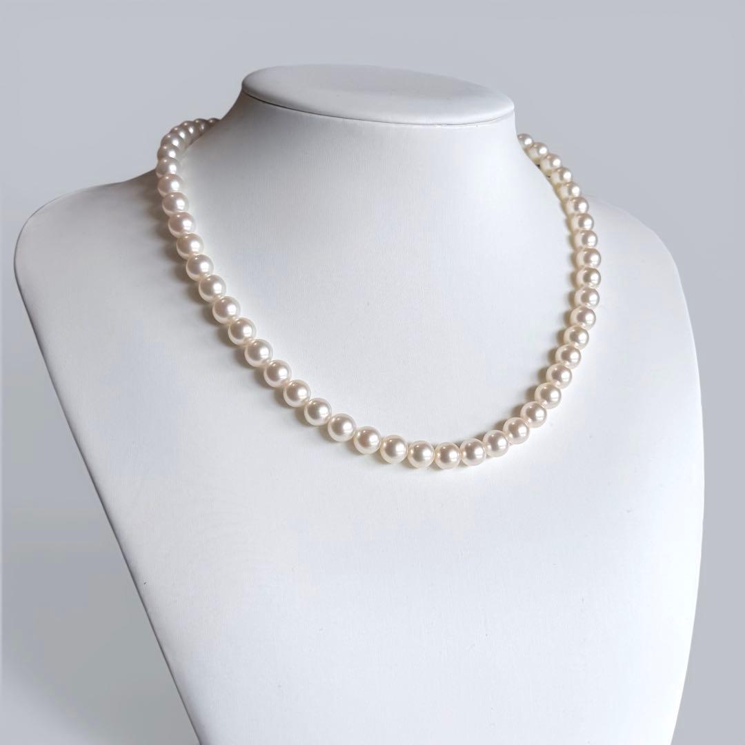 Tasaki Akoya genuine pearl necklace and earrings set in K14 silver with round pink-white pearls