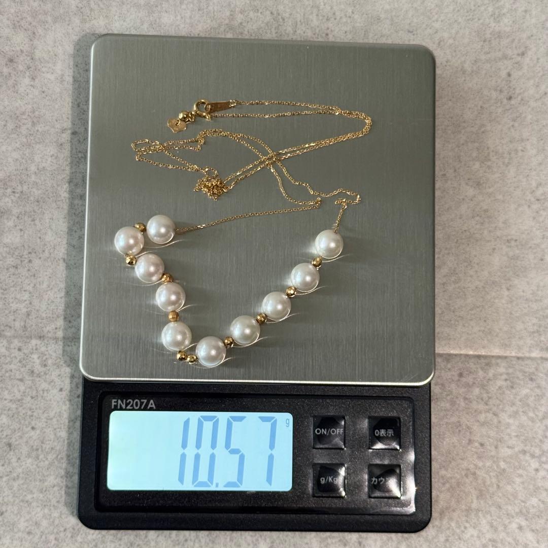 Honjin Akoya pearl necklace featuring 8.42mm white pearls on a 70cm K18 gold chain