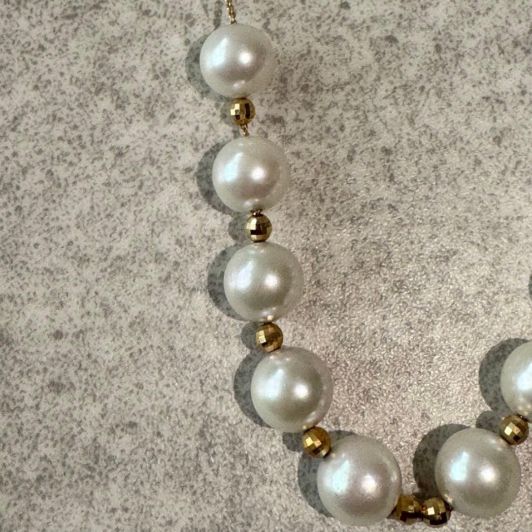 Honjin Akoya pearl necklace featuring 8.42mm white pearls on a 70cm K18 gold chain