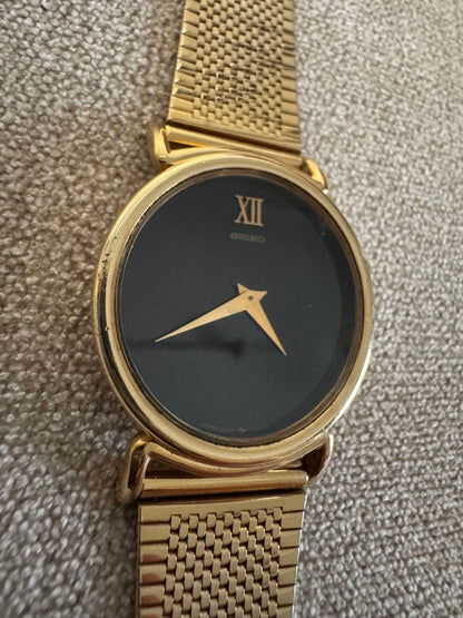 SEIKO シャリオ 70s Manual Men's Watch — Japanese