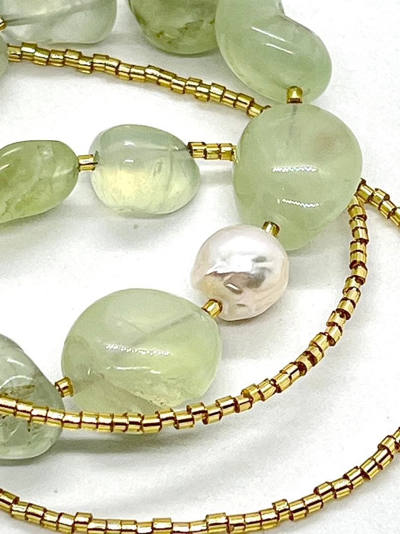 Akoya pearl 10mm necklace with prehnite stones and adjustable 50cm K18 gold leaf chain