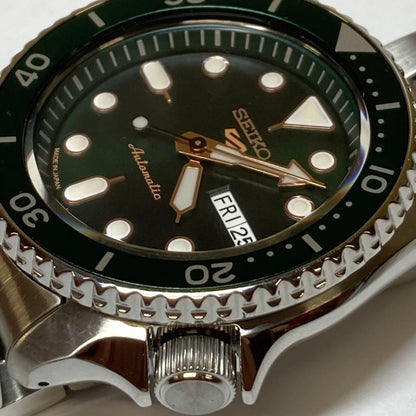 SEIKO 5 B381 Automatic Men's Watch — Japanese