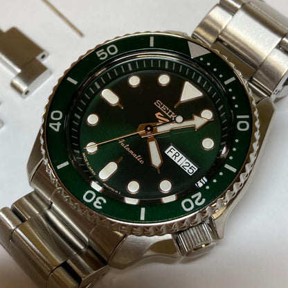 SEIKO 5 B381 Automatic Men's Watch — Japanese