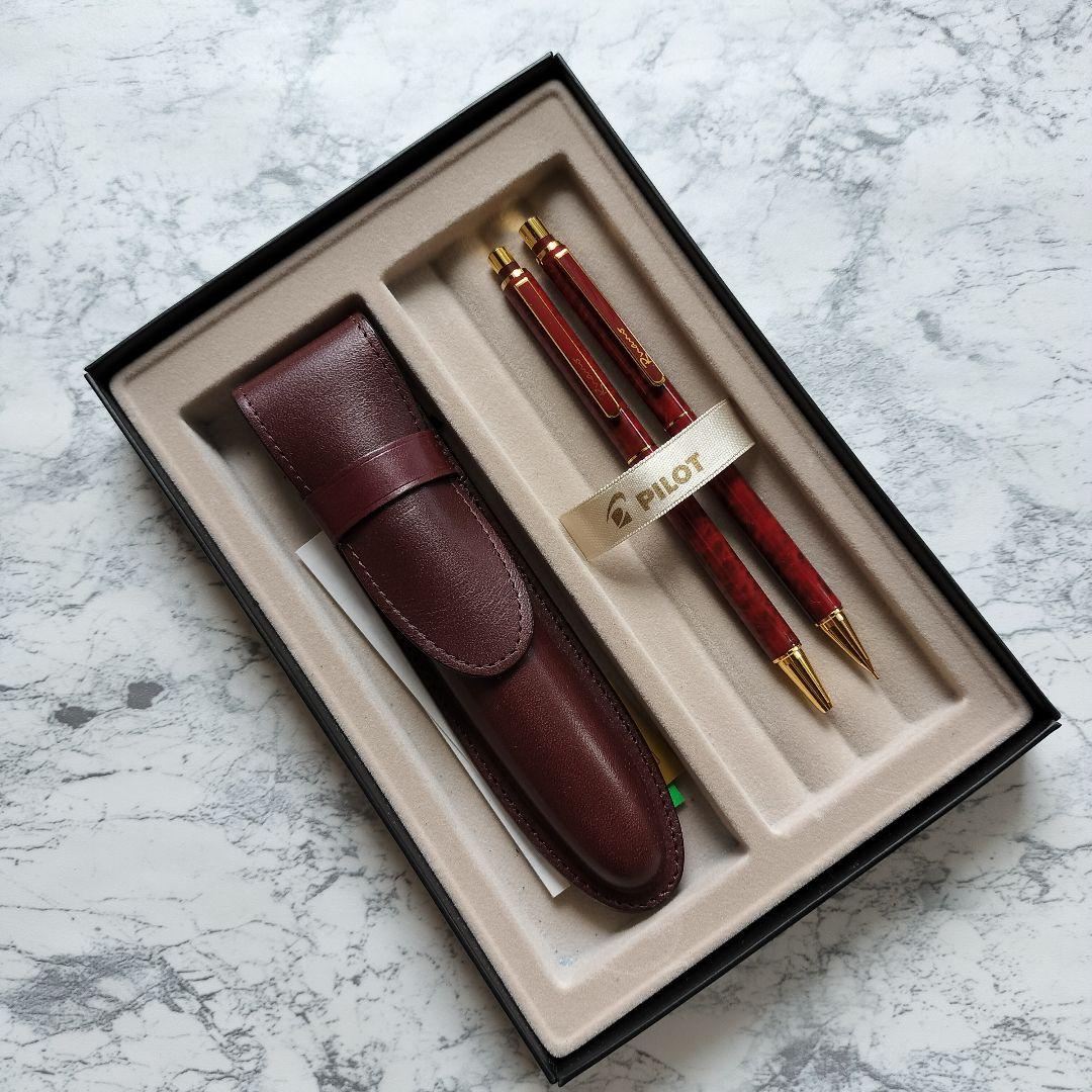 New PILOT Ruano Pen Set including ballpoint pen and mechanical pencil with pen case showing minor wear