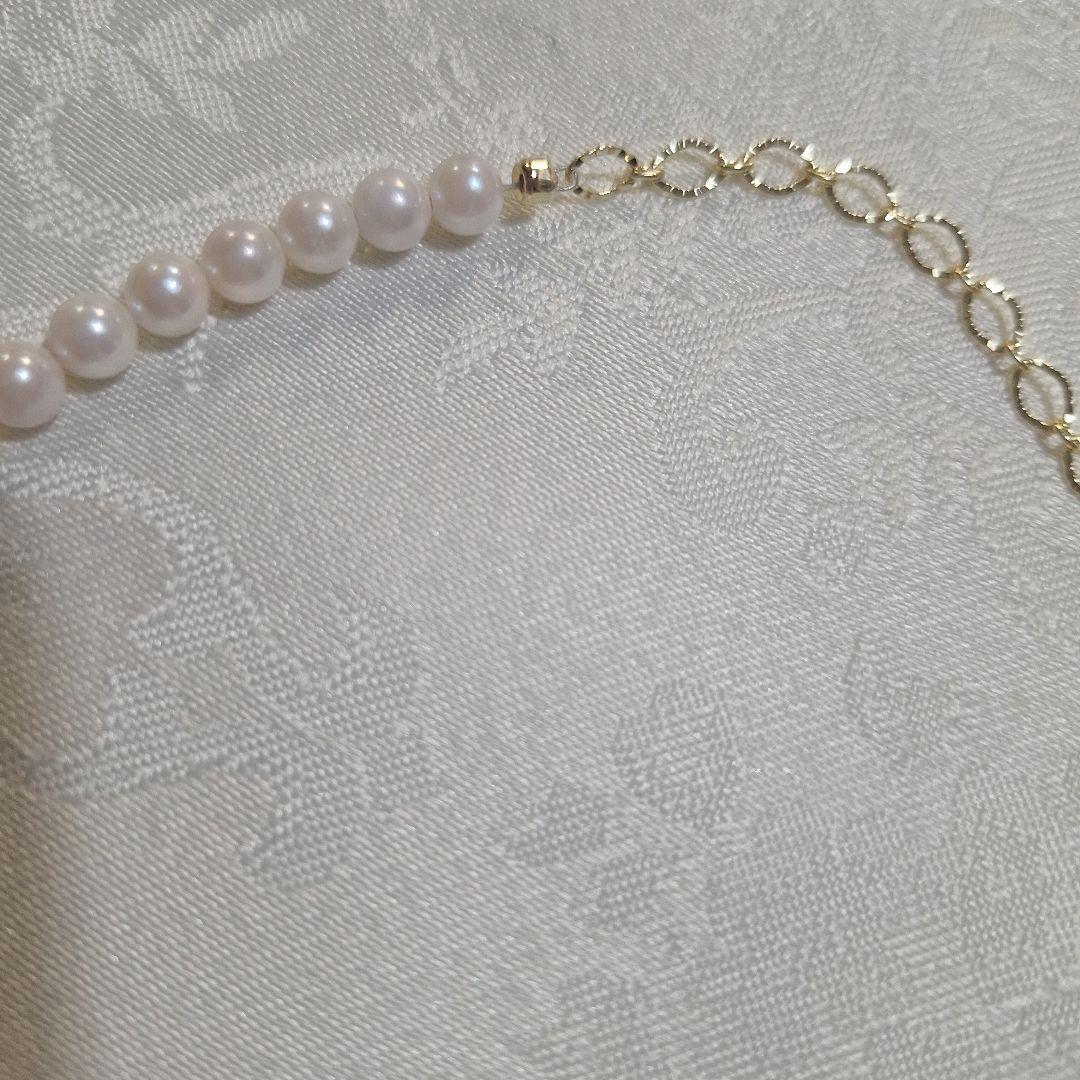 Akoya pearl pendant necklace with a 6mm pearl on a 48cm 14kgf chain displayed on a white background