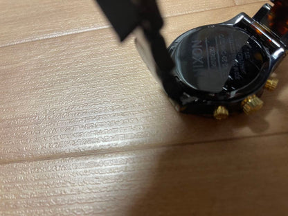 NIXON ベッコウ柄 Quartz Men's Watch — Japanese