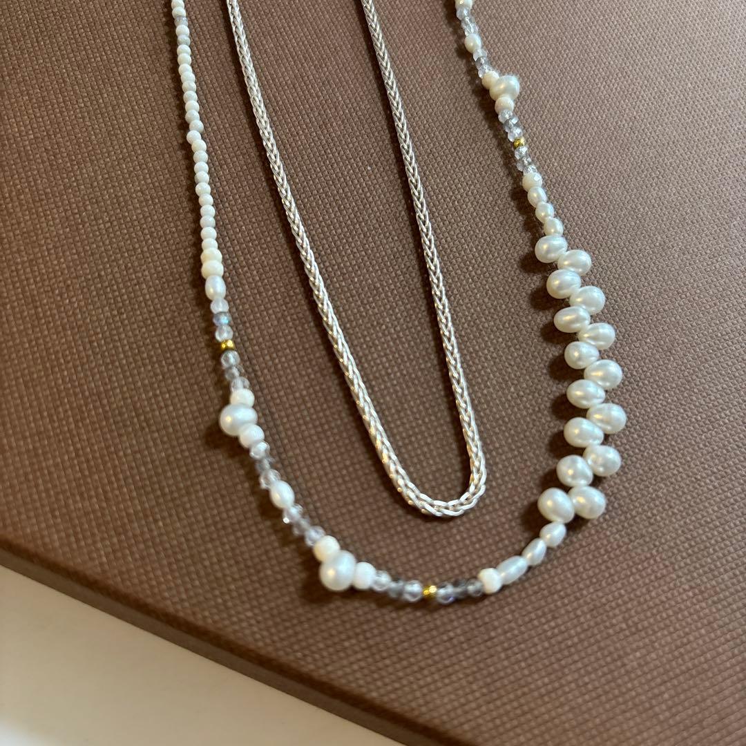 Aguatt two-strand necklace with multi-stone and pearl design in used condition