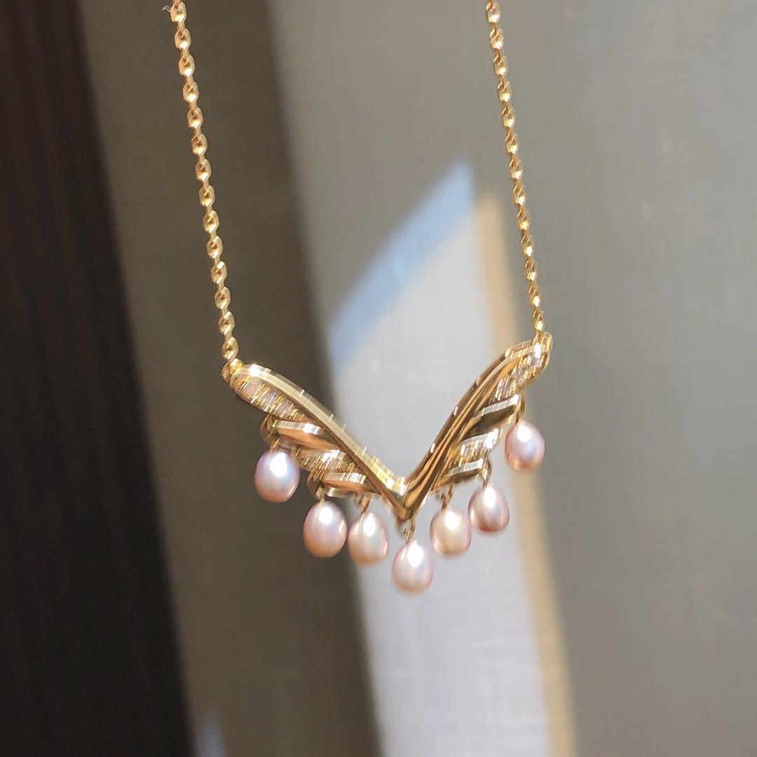MIKIMOTO k18 gold necklace with 4mm white pearls on a 43cm chain