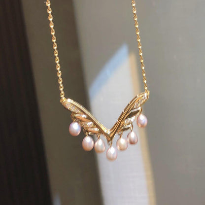 MIKIMOTO k18 gold necklace with 4mm white pearls on a 43cm chain