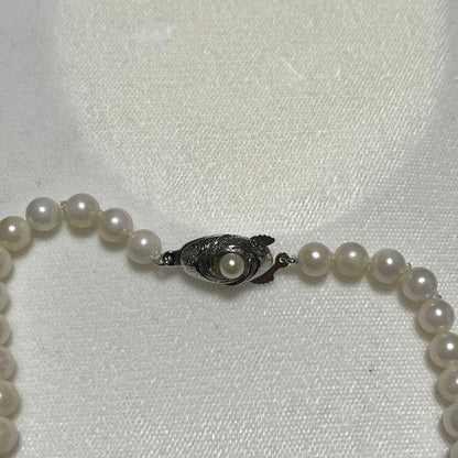 Silver Akoya pearl necklace with pearls sized 6.4mm to 5.9mm and 44.5cm total length