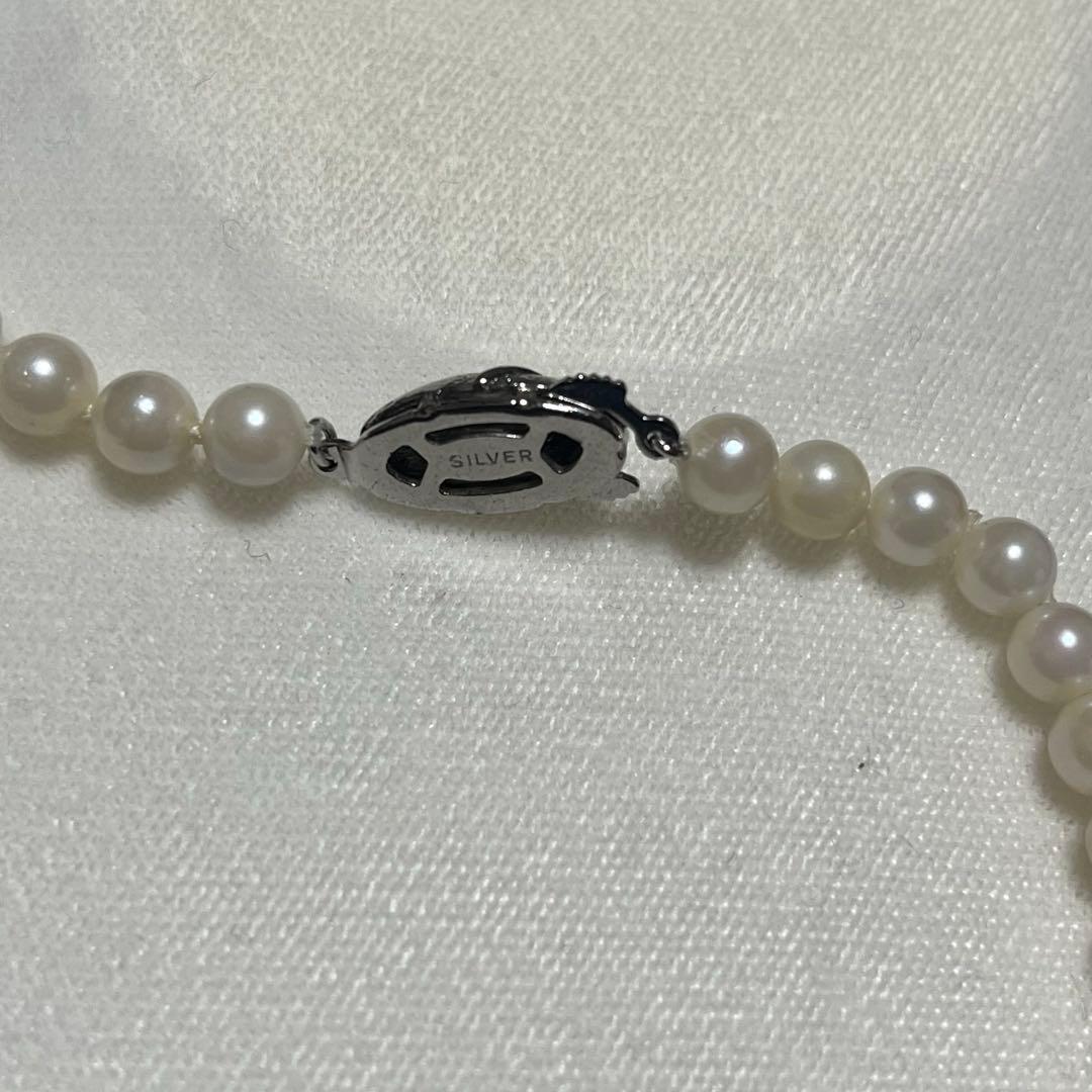 Silver Akoya pearl necklace with pearls sized 6.4mm to 5.9mm and 44.5cm total length