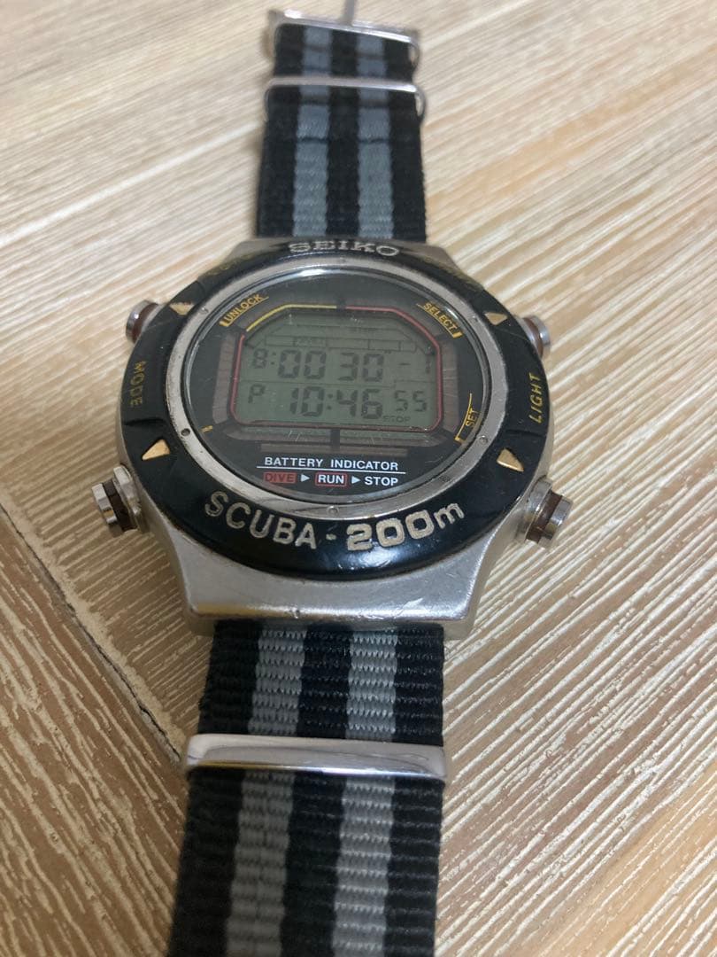 SEIKO S800-0010 Digital Men's Watch — Japanese