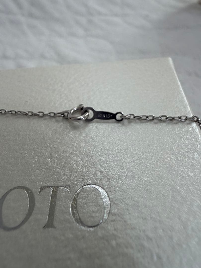 MIKIMOTO K18 White Gold Diamond Trilogie Necklace with 40cm chain and 1.5cm pendant