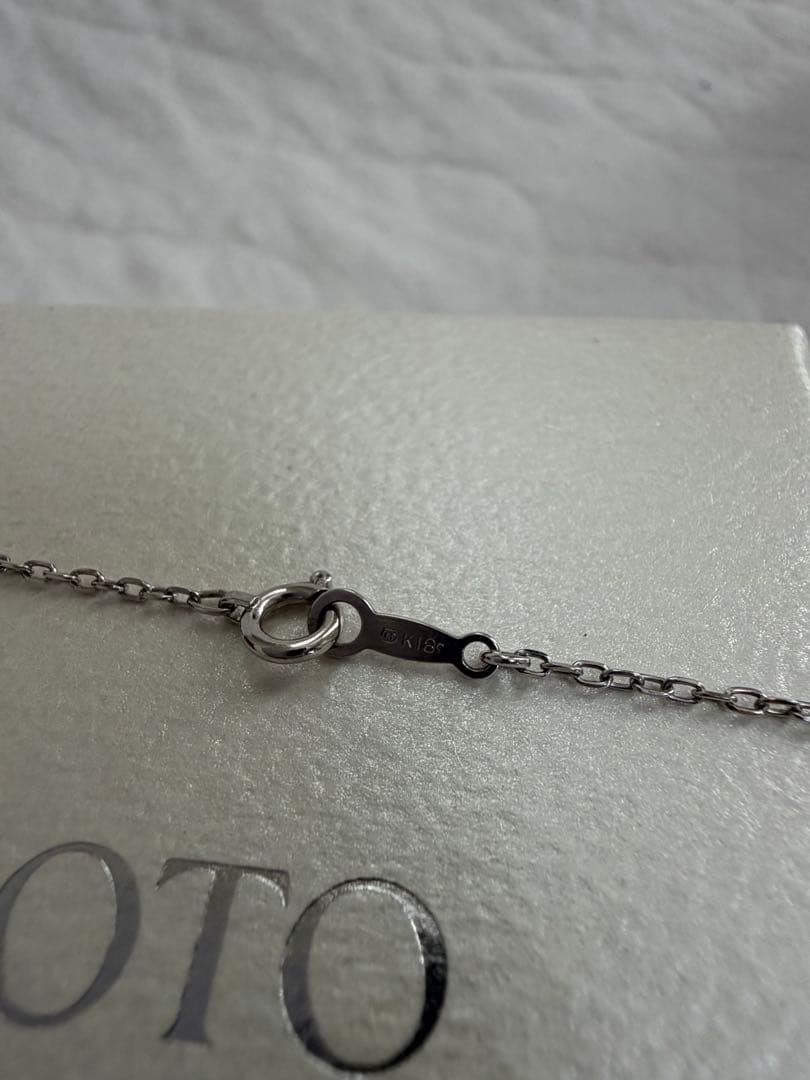 MIKIMOTO K18 White Gold Diamond Trilogie Necklace with 40cm chain and 1.5cm pendant