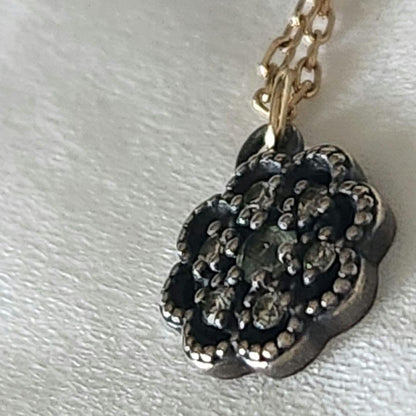 Diamond Flower Agate engraved silver necklace with 0.5cm pendant and 36cm chain