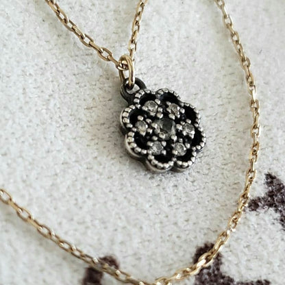 Diamond Flower Agate engraved silver necklace with 0.5cm pendant and 36cm chain
