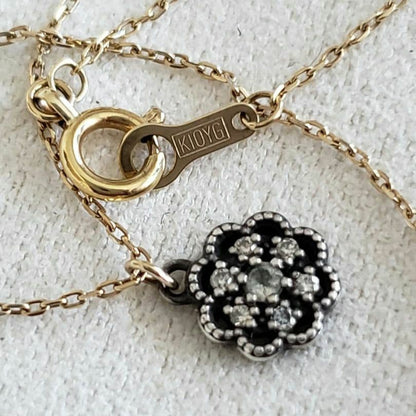 Diamond Flower Agate engraved silver necklace with 0.5cm pendant and 36cm chain