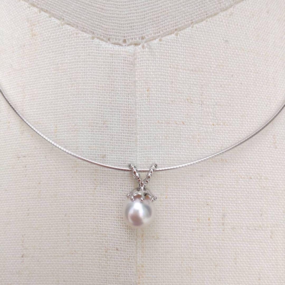 Akoya pearl necklace with 8mm pearls on silver omega chain approximately 45cm long with silver clasp