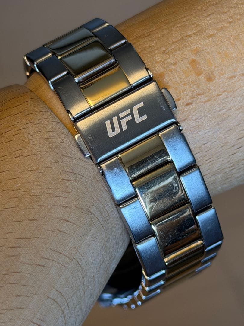 TIMEX UFC コラボ限定コンビダイバー Analog Men's Watch — Japanese