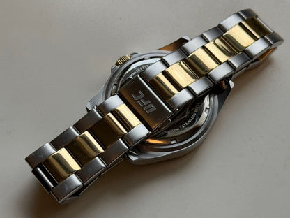 TIMEX UFC コラボ限定コンビダイバー Analog Men's Watch — Japanese