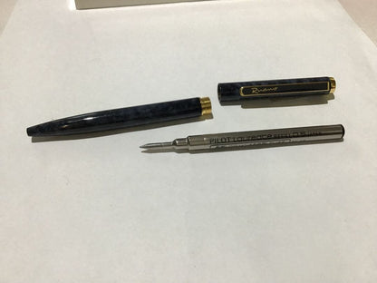 Pilot Ruano marble color fountain pen in new condition, discontinued model with aged ink